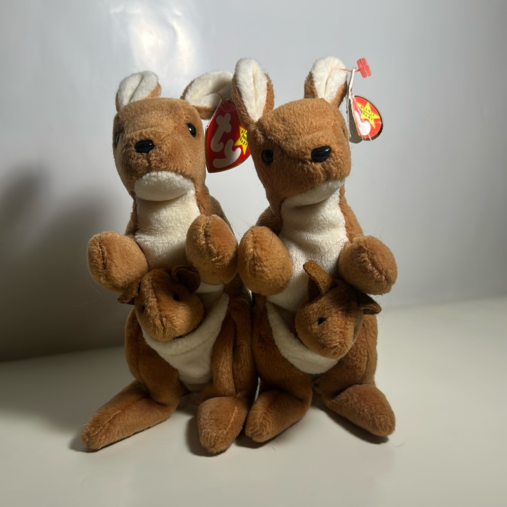 Pouch the kangaroo Ty beanie baby
